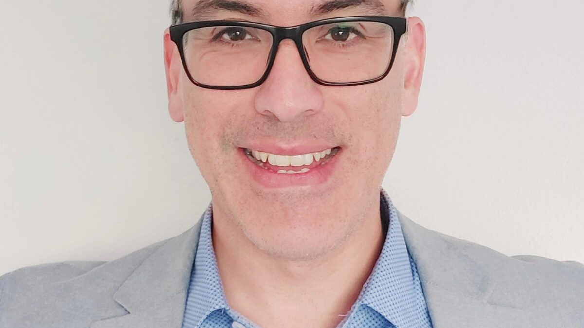 Mtro. Julio Pizarro Metzdorf